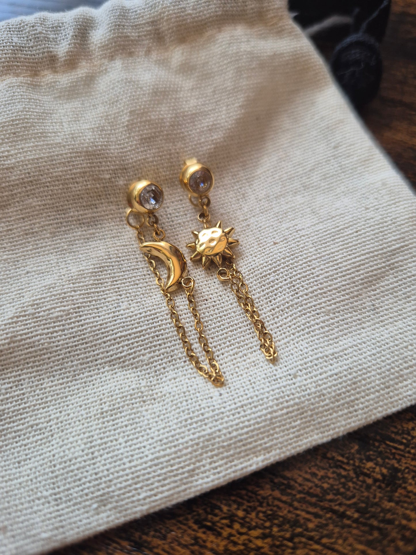 Aretes Sol y Luna
